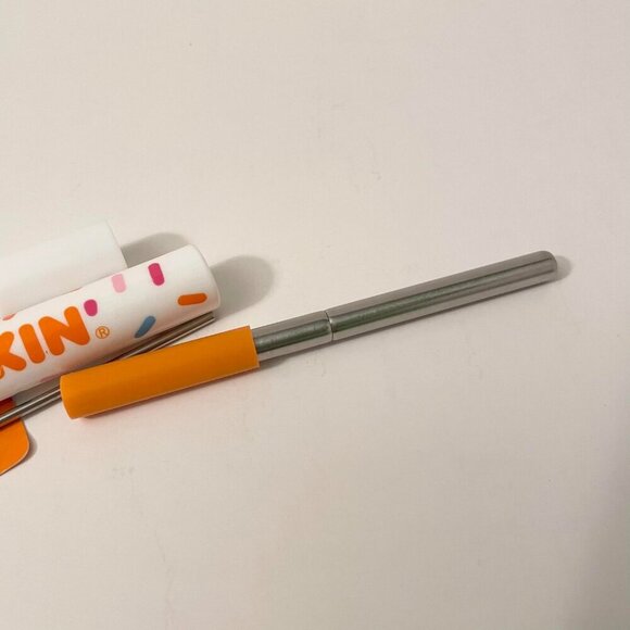 Extendable Dunkin Donut Reusable Straw Carrying Case and Cleaning Brush - Picture 10 of 13